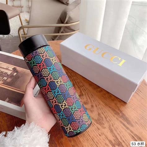 gucci water bottle with temperature.